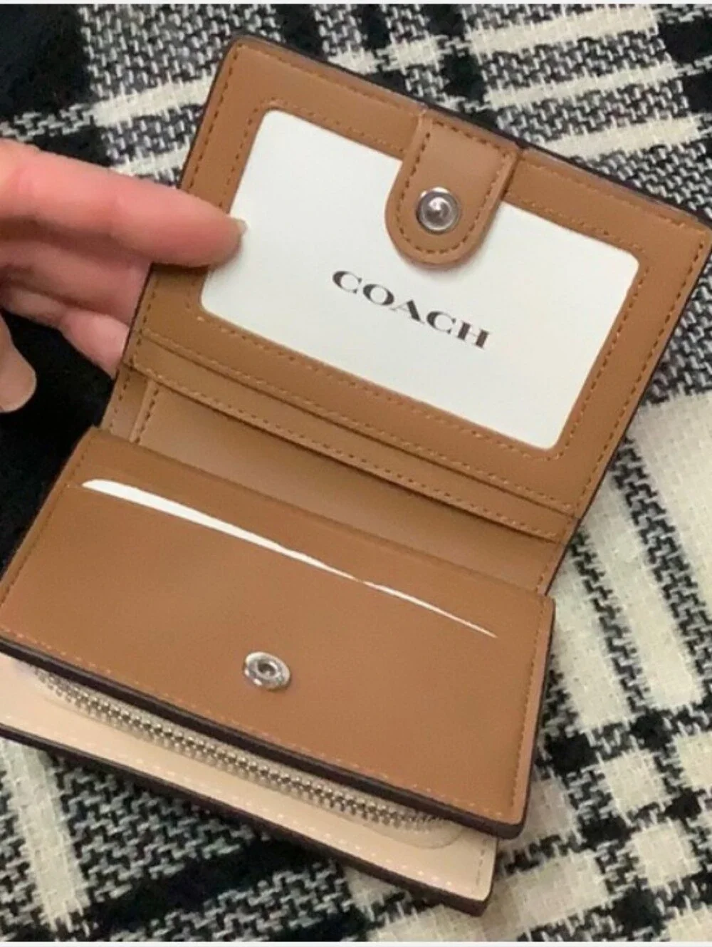 Coach floral leather snap wallet NWT